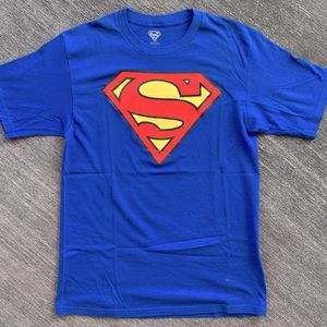 DC Comics Superman Classic Logo Graphic Tee M Shirt